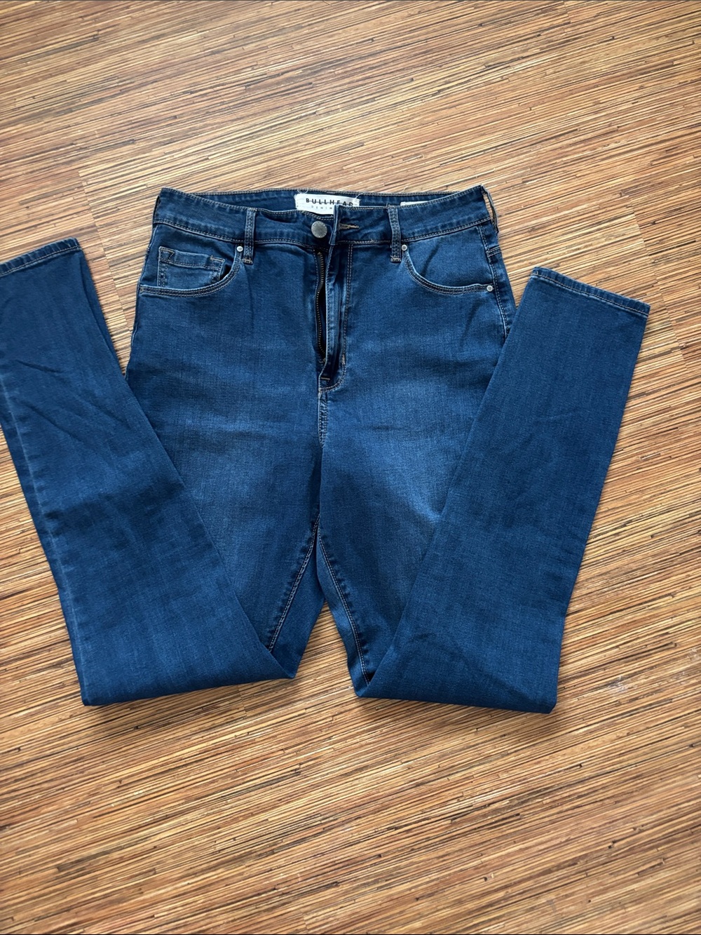 Bullhead Super High Rise ultra soft  Skinny Jeans